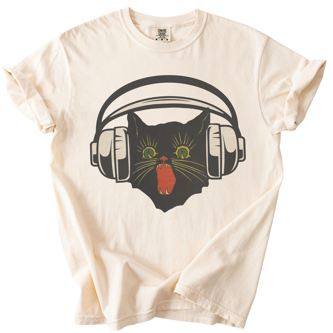 Retro Scaredy Headphones Cat Tee