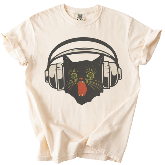 Retro Scaredy Headphones Cat Tee