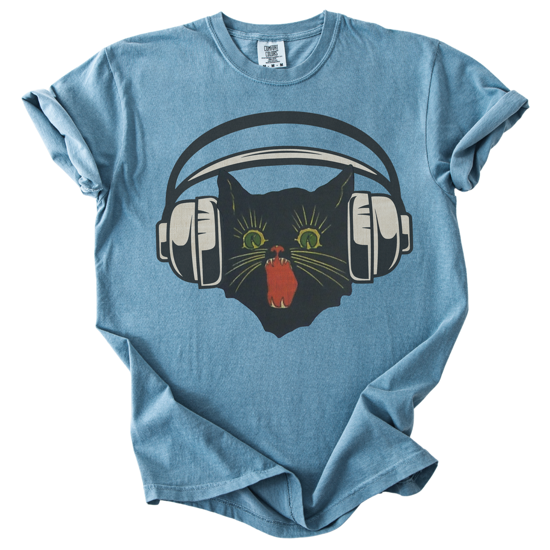 Retro Scaredy Headphones Cat Tee