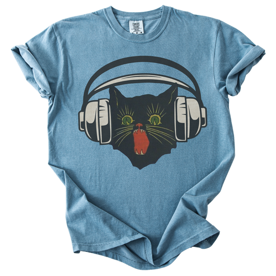 Retro Scaredy Headphones Cat Tee