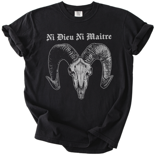 Ni Dieu Ni Maitre Ram Skull Tee