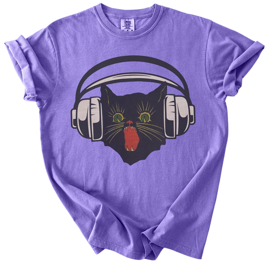 Retro Scaredy Headphones Cat Tee