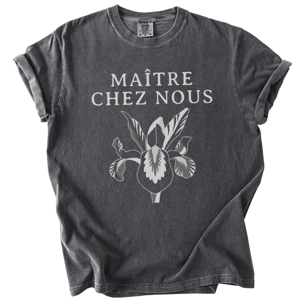 Maître Chez Nous Iris Tee - The Rogue Petal Co. - T-Shirt