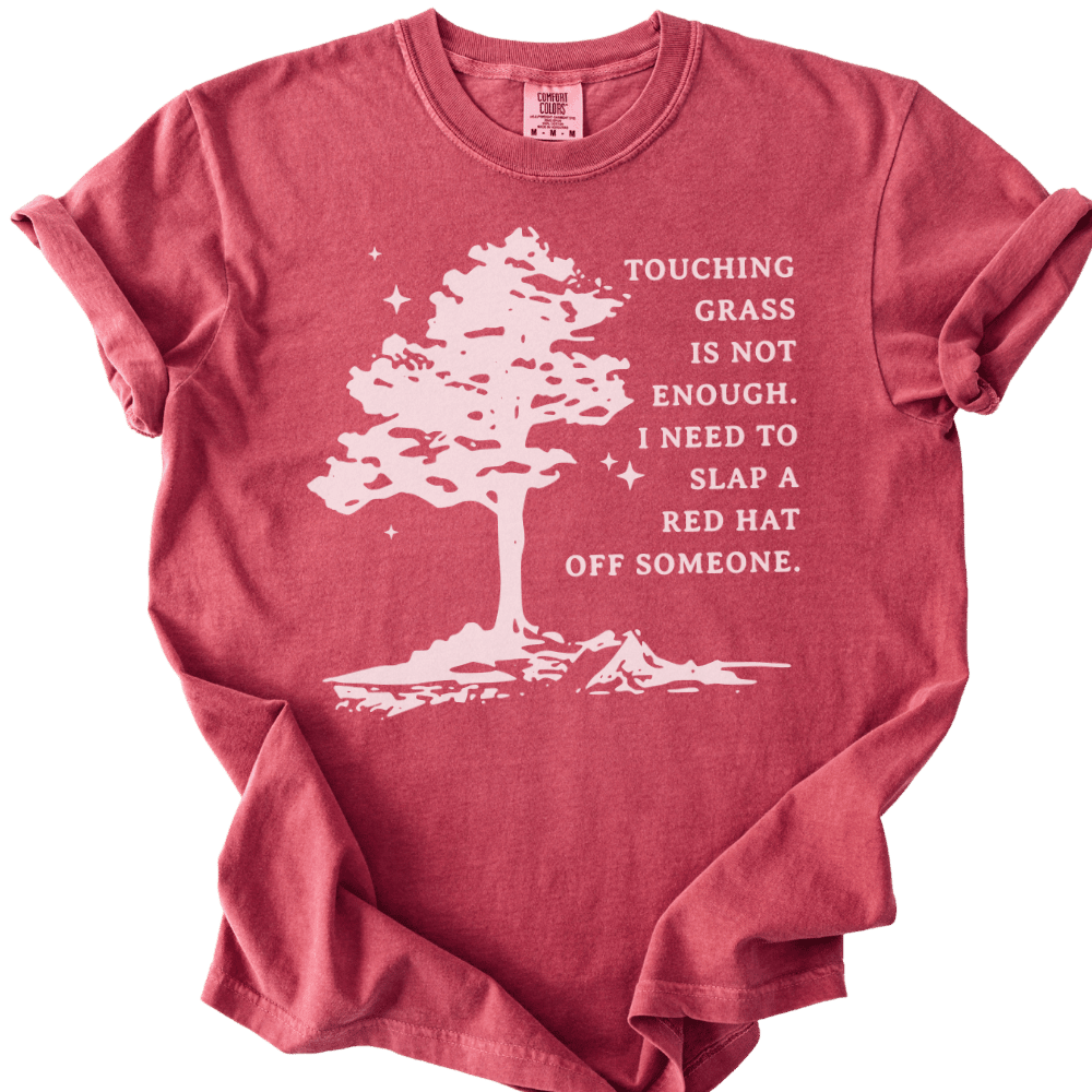 Need To Slap A Red Hat Off Someone Tee - The Rogue Petal Co. - T-Shirt