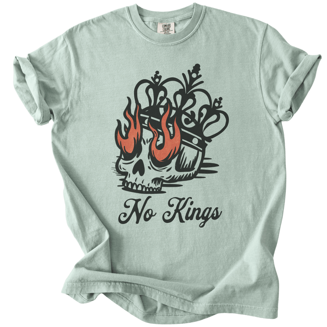No Kings Skull Tee - The Rogue Petal Co. - T-Shirt
