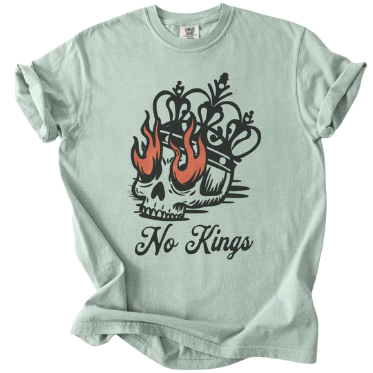 No Kings Skull Tee - The Rogue Petal Co. - T-Shirt