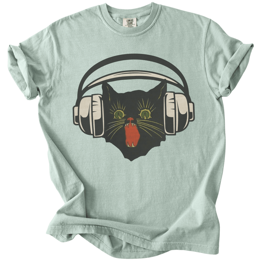 Retro Scaredy Headphones Cat Tee - The Rogue Petal Co. - T-Shirt