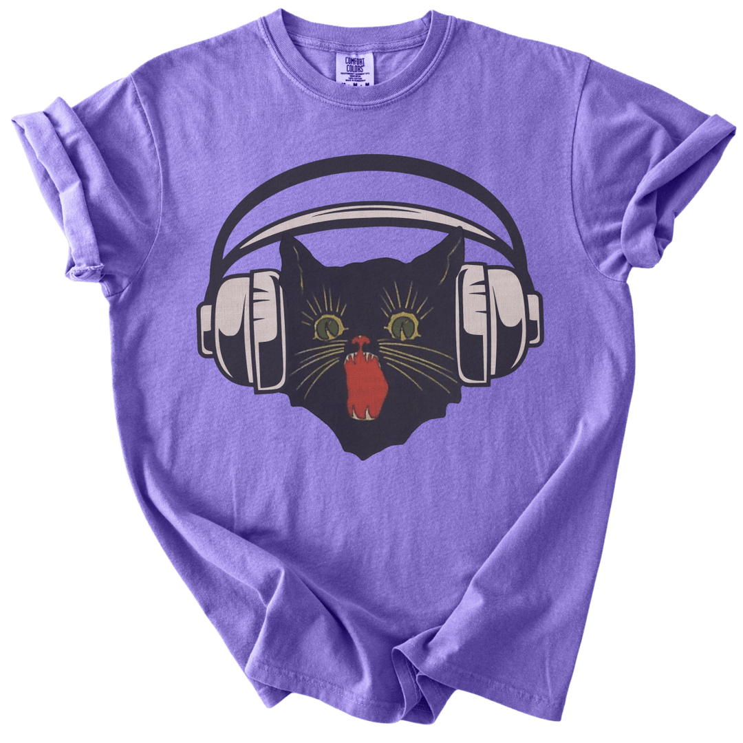 Retro Scaredy Headphones Cat Tee - The Rogue Petal Co. - T-Shirt