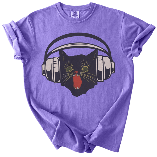 Retro Scaredy Headphones Cat Tee - The Rogue Petal Co. - T-Shirt